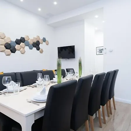 Stylish Large At Super Location Appartement
