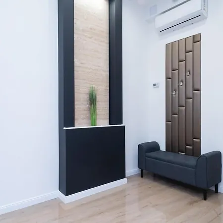شقة Stylish Large At Super Location *
