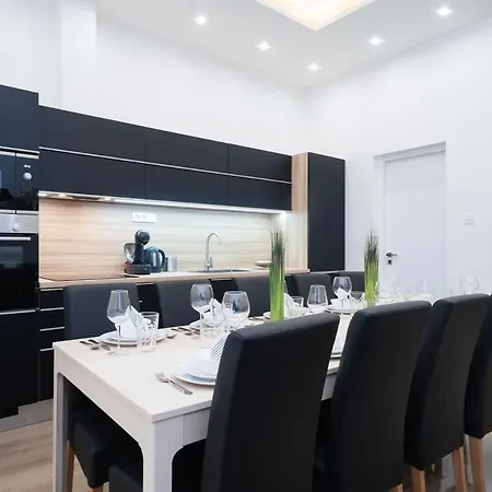 Apartment Stylish Large At Super Location Budapest