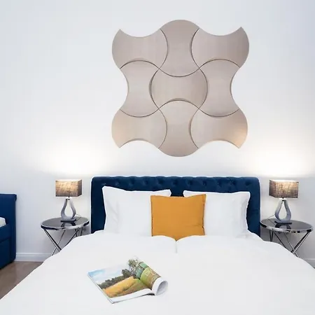 Apartment Stylish Large At Super Location *