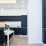 Apartment Stylish Large At Super Location *
