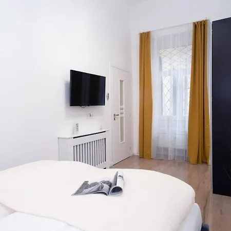 Apartamento Stylish Large At Super Location